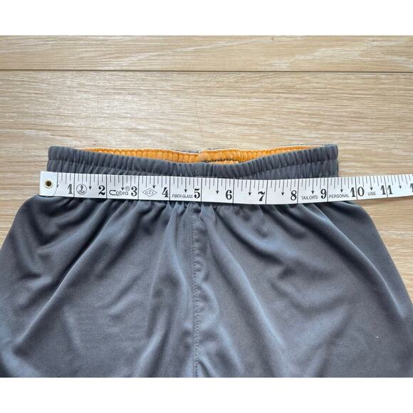 Nike Boys Dri-Fit Shorts Large 6/7 Grey Orange Logo Active Basketball Stretch L - Picture 6 of 7